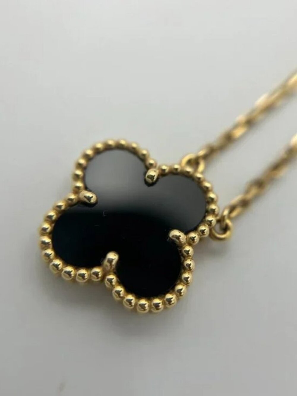 Van Cleef & Arpels Black Necklace - Picture 3 of 4